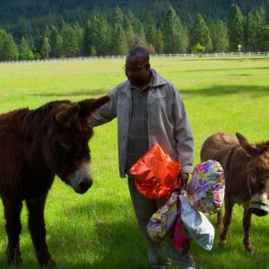 Buck-Stacy-the-Ranch-greeters